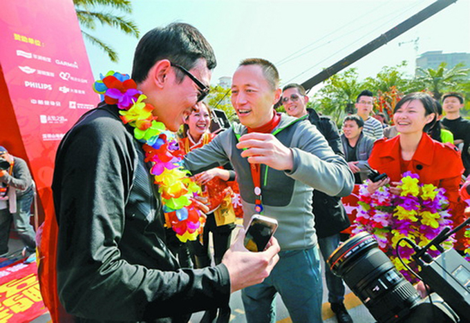 恒泰曹总参加首届深圳大鹏新年马拉松